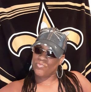 Meet your Posher, Shirley